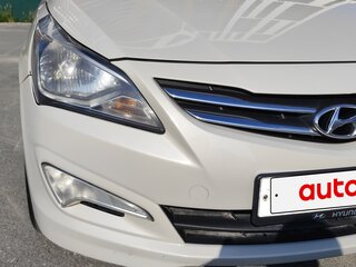 2015 Hyundai Solaris I Рестайлинг, бежевый, 790000 рублей, вид 4