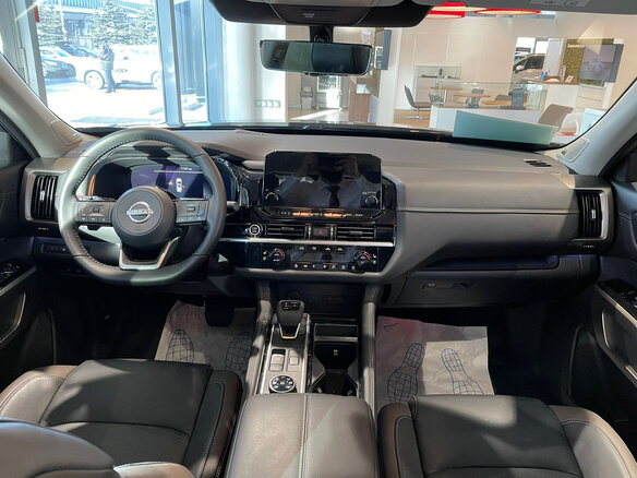 2021 Nissan Pathfinder V, чёрный - вид 5