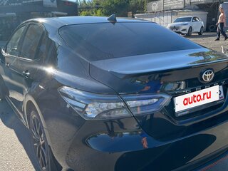 2021 Toyota Camry VIII (XV70), чёрный, 3880000 рублей, вид 2