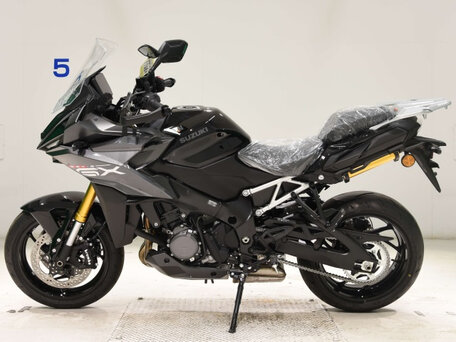 2025 Suzuki GSX-S 1000GX, чёрный, 1680000 рублей, вид 2