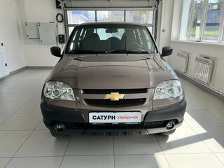 2019 Chevrolet Niva I Рестайлинг, коричневый, 740000 рублей, вид 3