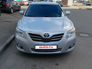 2010 Toyota Camry VI (XV40) Рестайлинг, серебристый, 1050000 рублей, вид 2