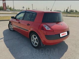 2004 Renault Megane II, красный, 200000 рублей, вид 5