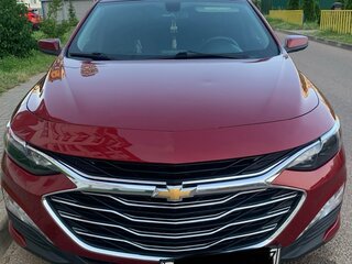 2019 Chevrolet Malibu IX Рестайлинг, красный, 1200000 рублей, вид 2