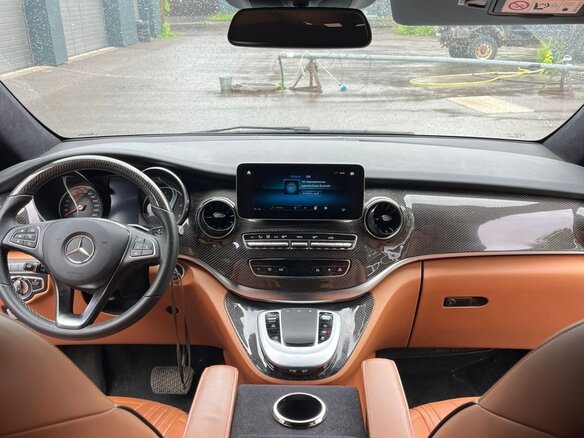 2023 Mercedes-Benz V-Класс Extra Long 300 d экстра длинный III (W447) Рестайлинг, чёрный, 15500000 рублей - вид 8