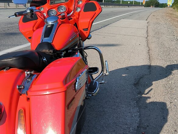 2009 Harley-Davidson Road Glide, оранжевый, 1200000 рублей - вид 2