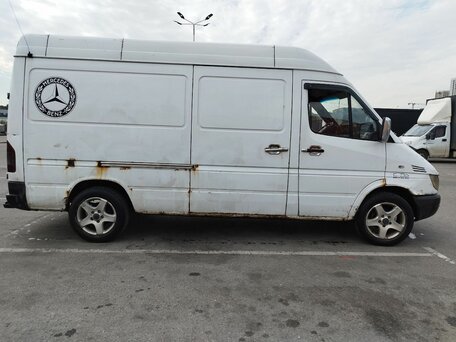 2004 Mercedes-Benz Sprinter Classic, белый, 600000 рублей, вид 4