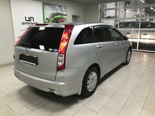 2011 Honda Stream II Рестайлинг, серебристый, 1480000 рублей, вид 4