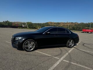 2019 Mercedes-Benz E-Класс 200 V (W213, S213, C238), чёрный, 4250000 рублей, вид 4