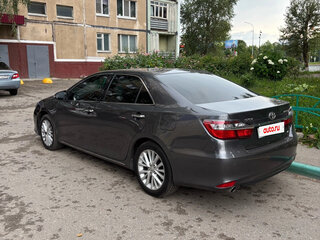 2013 Toyota Camry VII (XV50), серый, 1710000 рублей, вид 4