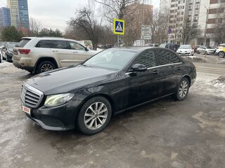 2018 Mercedes-Benz E-Класс 200 V (W213, S213, C238), чёрный, 1700000 рублей, вид 1