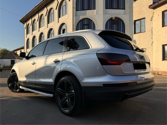 2009 Audi Q7 I (4L) Рестайлинг, серебристый, 1800000 рублей - вид 2
