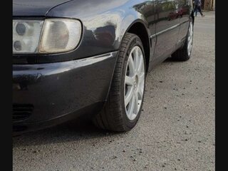 1995 Audi A6 I (C4), чёрный, 600000 рублей, вид 1