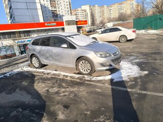 2013 Opel Astra J Рестайлинг, серебристый, 800000 рублей, вид 1