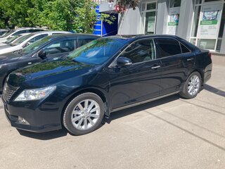2014 Toyota Camry VII (XV50), чёрный, 2450000 рублей, вид 2