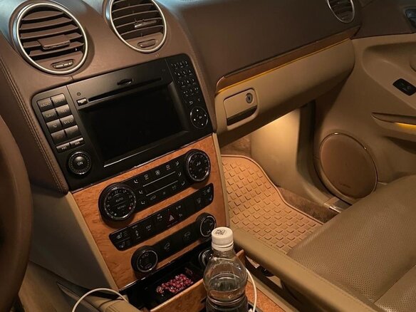 2010 Mercedes-Benz GL-Класс 500 I (X164) Рестайлинг, белый, 2000000 рублей - вид 8