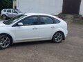 2009 Ford Focus II Рестайлинг, белый, 450000 рублей - вид 1