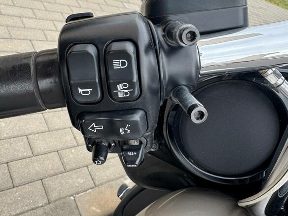 2018 Harley-Davidson Electra Glide, бежевый, 1450000 рублей - вид 10