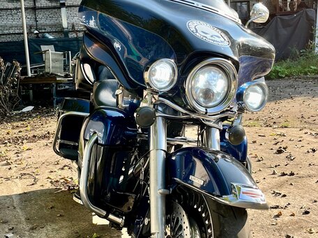 2010 Harley-Davidson Electra Glide, фиолетовый, 1000000 рублей, вид 2