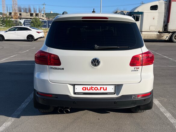 2015 Volkswagen Tiguan Euro 6 I Рестайлинг, белый, 1600000 рублей - вид 4