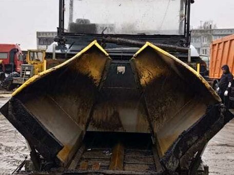 2011 Bomag BF600C-2, жёлтый, 11800000 рублей, вид 5