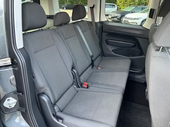 2022 Volkswagen Caddy Maxi V, серый - вид 9