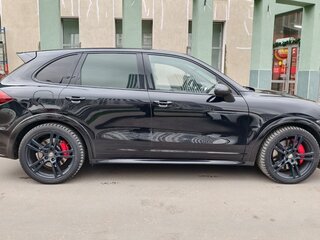 2014 Porsche Cayenne Turbo II (958), чёрный, 2200000 рублей, вид 2