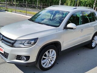 2013 Volkswagen Tiguan I Рестайлинг, серебристый, 1750000 рублей, вид 1