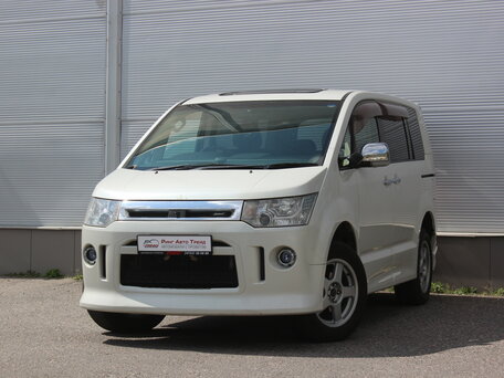 Mitsubishi Delica D:5 I