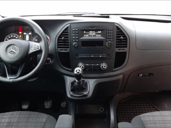 2015 Mercedes-Benz Vito 111 CDI L2 III (W447), коричневый, 2100000 рублей - вид 6