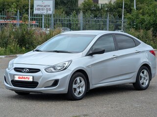 2012 Hyundai Solaris I, серебристый, 730000 рублей, вид 1