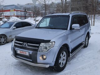 2010 Mitsubishi Pajero IV, серебристый, 2400000 рублей, вид 1
