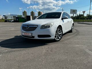 2010 Opel Insignia I, белый, 820000 рублей, вид 2