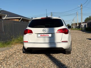 2013 Opel Astra J Рестайлинг, белый, 650000 рублей, вид 5