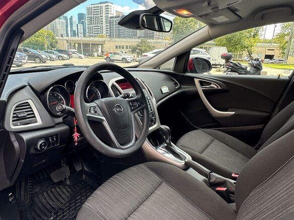 2011 Opel Astra J, красный, 645000 рублей - вид 7