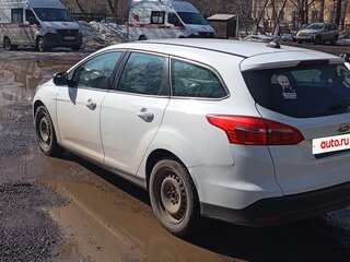 2017 Ford Focus III Рестайлинг, белый, 800000 рублей, вид 4