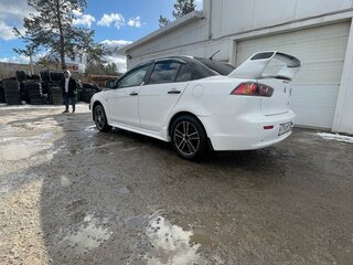 2010 Mitsubishi Lancer X, белый, 690000 рублей, вид 5