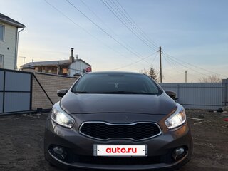 2013 Kia Ceed II, коричневый, 1190000 рублей, вид 2
