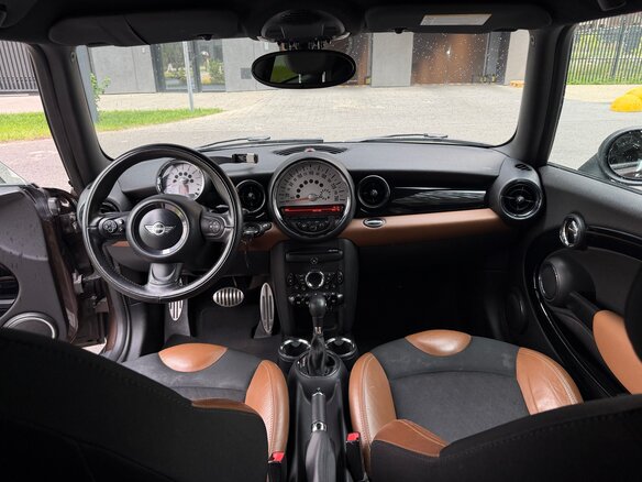2012 Mini Hatch Cooper S II (R56) Рестайлинг, коричневый, 1190000 рублей - вид 8