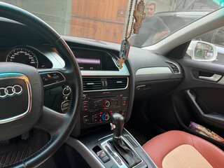 2010 Audi A4 IV (B8), белый, 1300000 рублей, вид 5