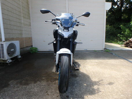 2025 Yamaha MT-07 (FZ-07), белый, 1050000 рублей, вид 2