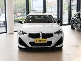 2025 BMW 2 серии 220i G42 Рестайлинг, белый, 6325000 рублей, вид 4