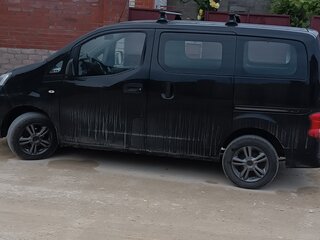 2011 Nissan NV200, чёрный, 1600000 рублей, вид 4