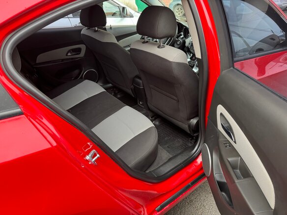 2013 Chevrolet Cruze I Рестайлинг, красный, 1000000 рублей - вид 10