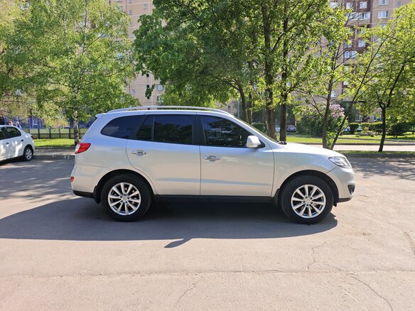 2011 Hyundai Santa Fe II Рестайлинг, серый, 1700000 рублей - вид 3