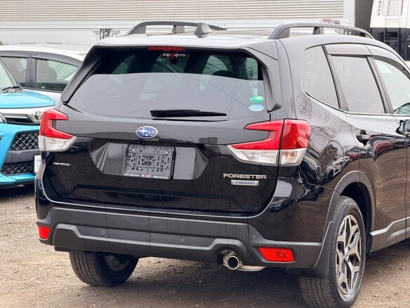 2020 Subaru Forester MHEV V, белый, 2450000 рублей - вид 6
