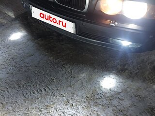 2000 BMW 7 серии 728i III (E38) Рестайлинг, чёрный, 700000 рублей, вид 3