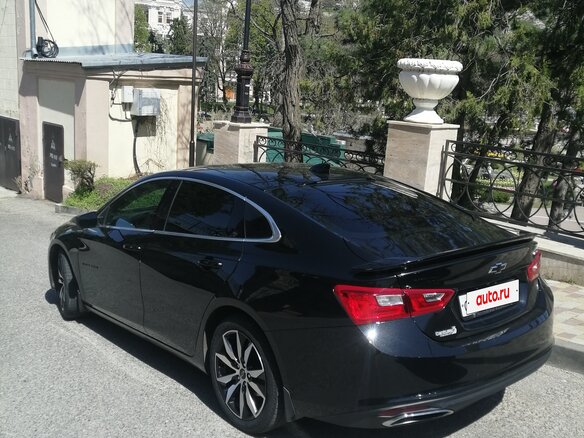 2020 Chevrolet Malibu IX Рестайлинг, чёрный, 1590000 рублей - вид 2