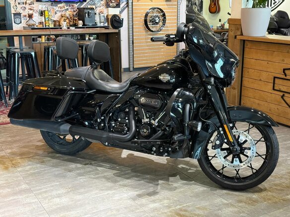 2022 Harley-Davidson Street Glide, чёрный, 2650000 рублей - вид 16