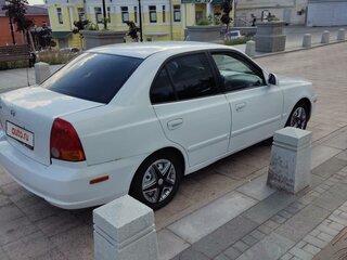 2002 Hyundai Accent II Рестайлинг, белый, 265000 рублей, вид 3